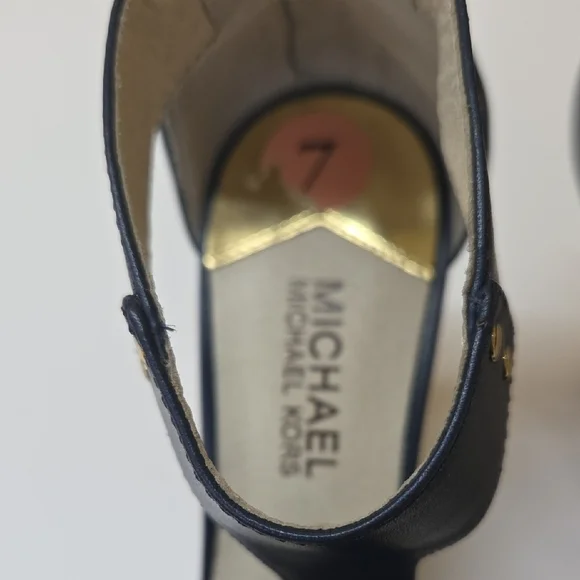 Michael Kors Blue NavyLeather Wedges with Tan Sole,sz 7. - Picture 4 of 6